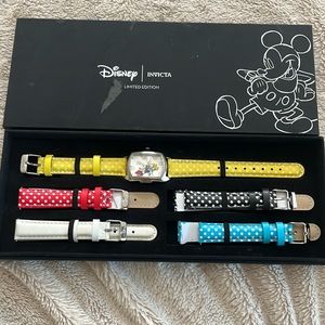 Disney limited edition mini invicta watch set